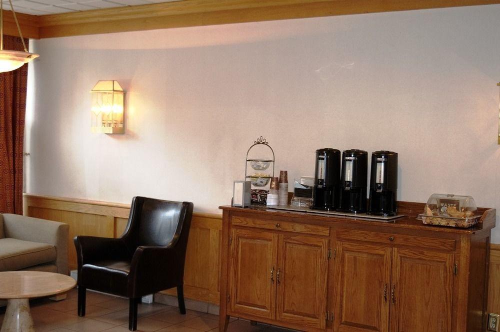 Hotel 89 Yorkville Торонто Экстерьер фото