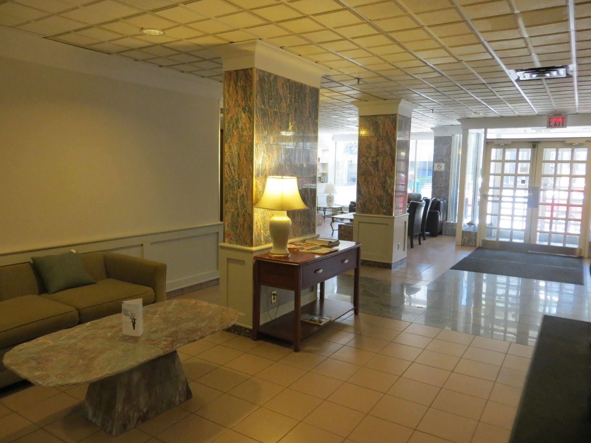 Hotel 89 Yorkville Торонто Экстерьер фото
