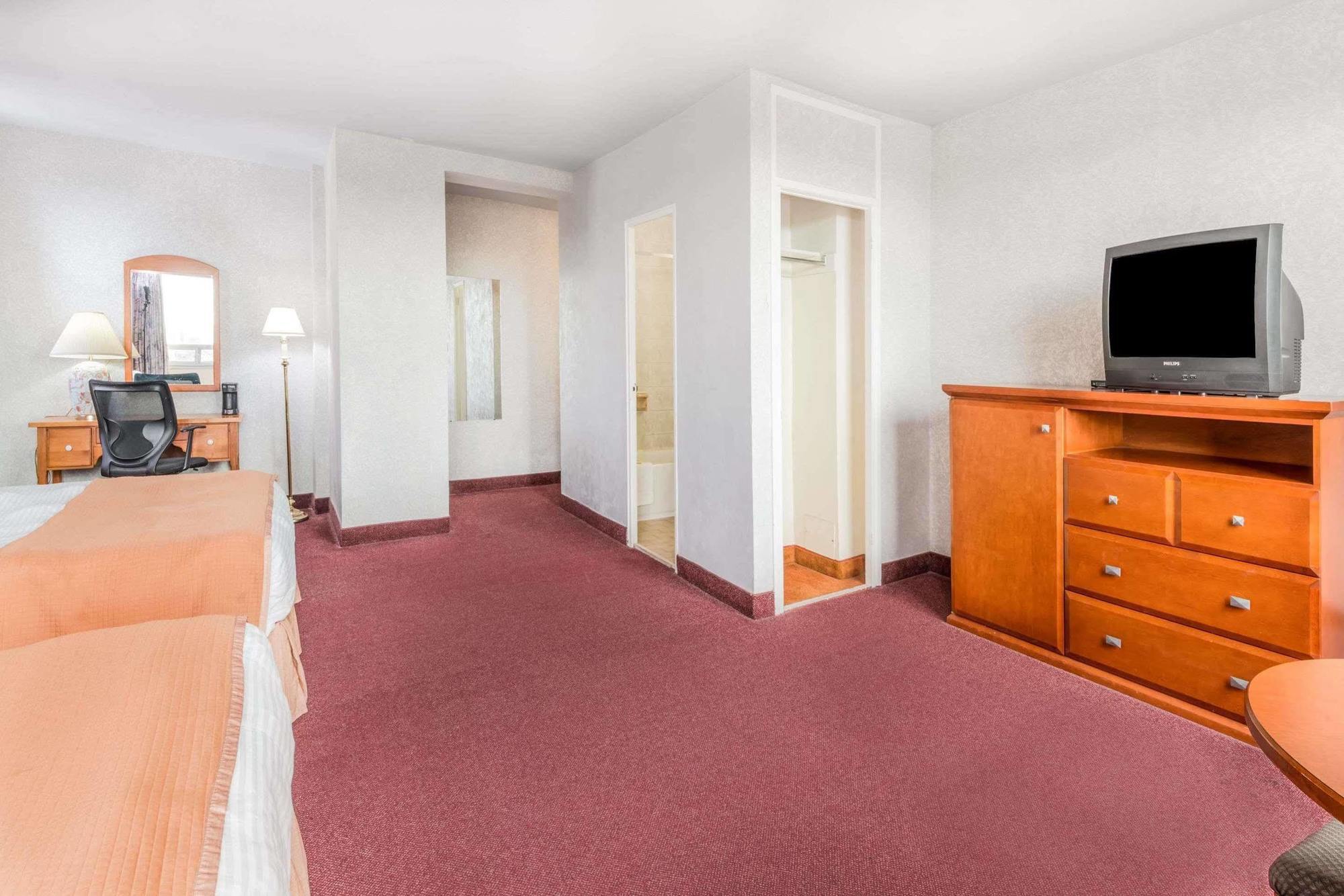 Hotel 89 Yorkville Торонто Экстерьер фото